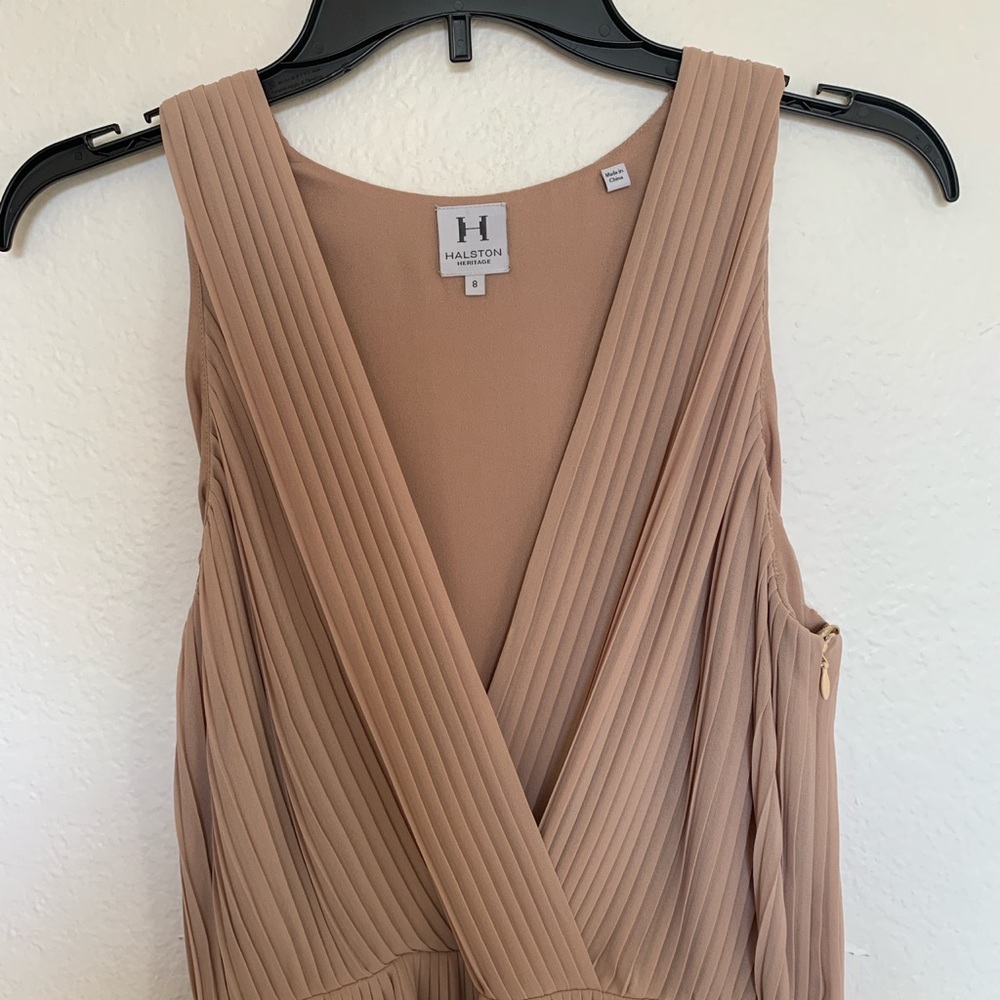 Pleated Halston dress in size 8!